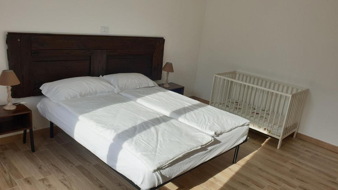 Appartamento Le Rose 오수키오 외부 사진